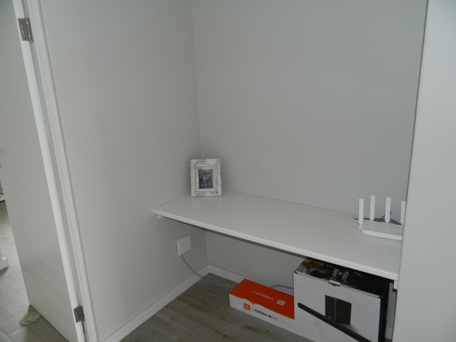 2 Bedroom Property for Sale in Paarl North Western Cape
